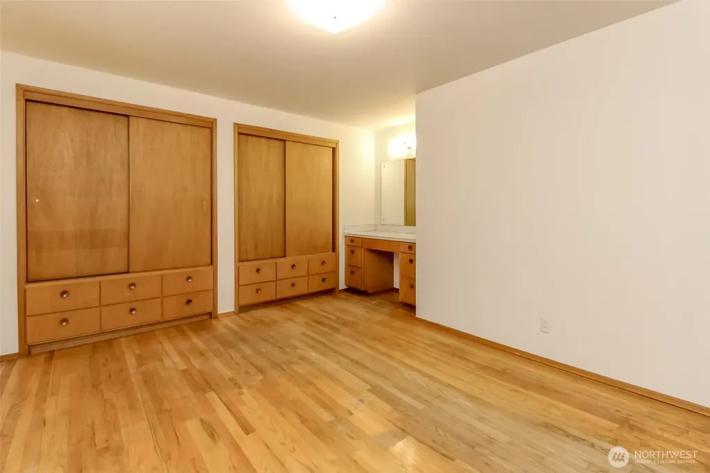 5127 S Hazel Street Seattle WA 98178