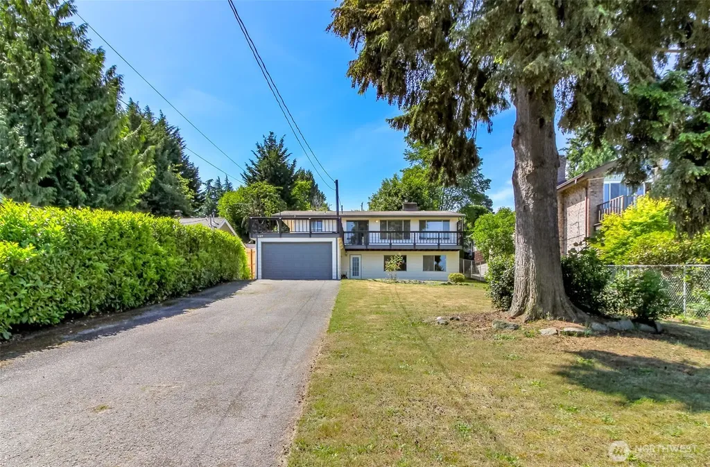 5127 S Hazel Street Seattle WA 98178