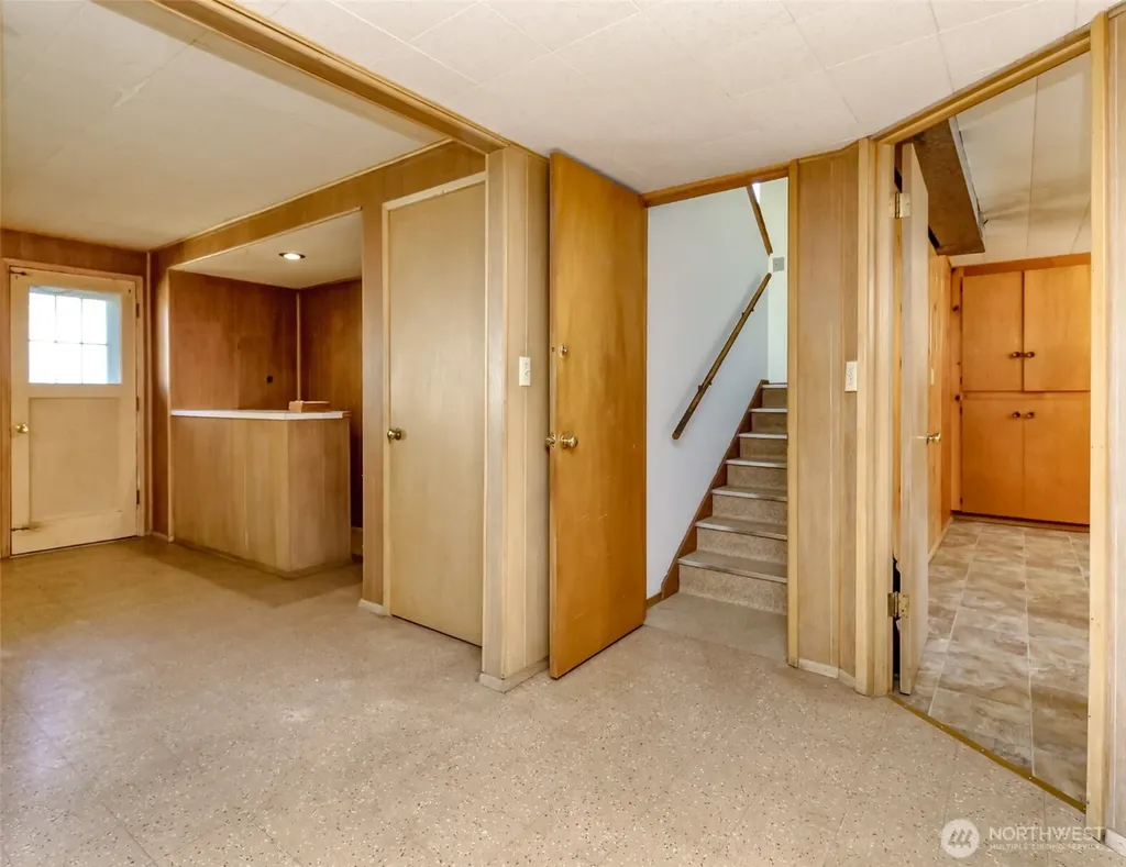 5127 S Hazel Street Seattle WA 98178