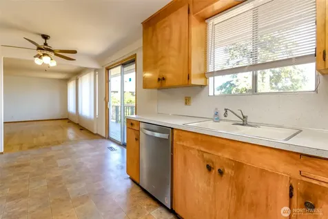 5127 S Hazel Street Seattle WA 98178