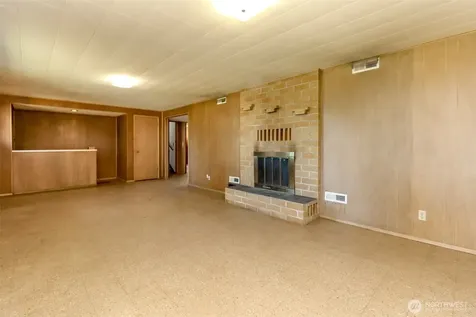 5127 S Hazel Street Seattle WA 98178