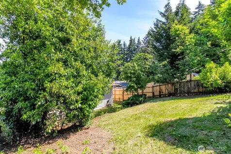 5127 S Hazel Street Seattle WA 98178