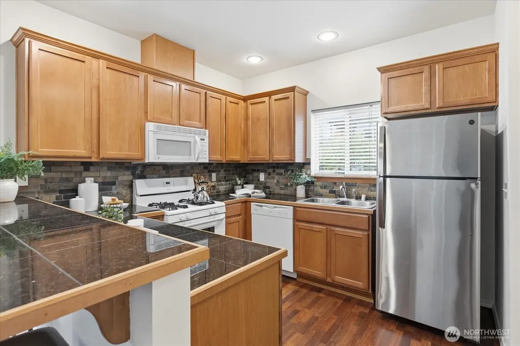 4736 Delridge Way SW Seattle WA 98106