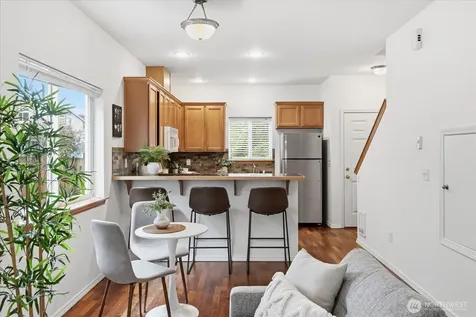 4736 Delridge Way SW Seattle WA 98106