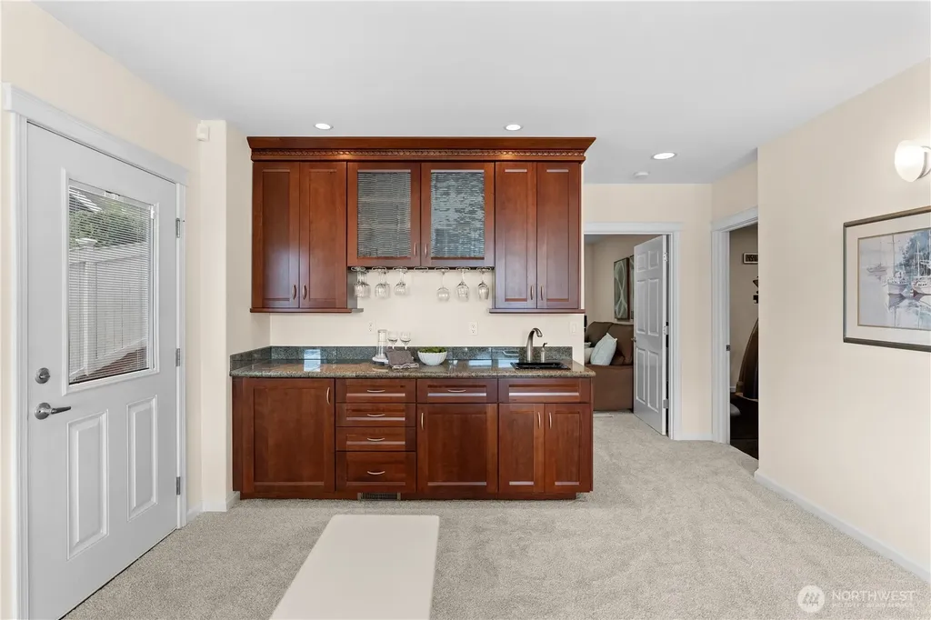 7804 Ray Nash Drive NW Gig Harbor WA 98335