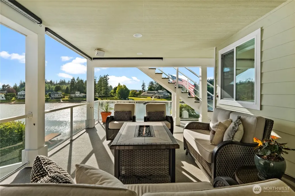 7804 Ray Nash Drive NW Gig Harbor WA 98335