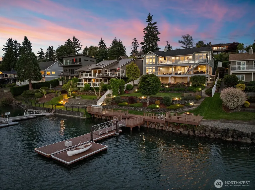 7804 Ray Nash Drive NW Gig Harbor WA 98335