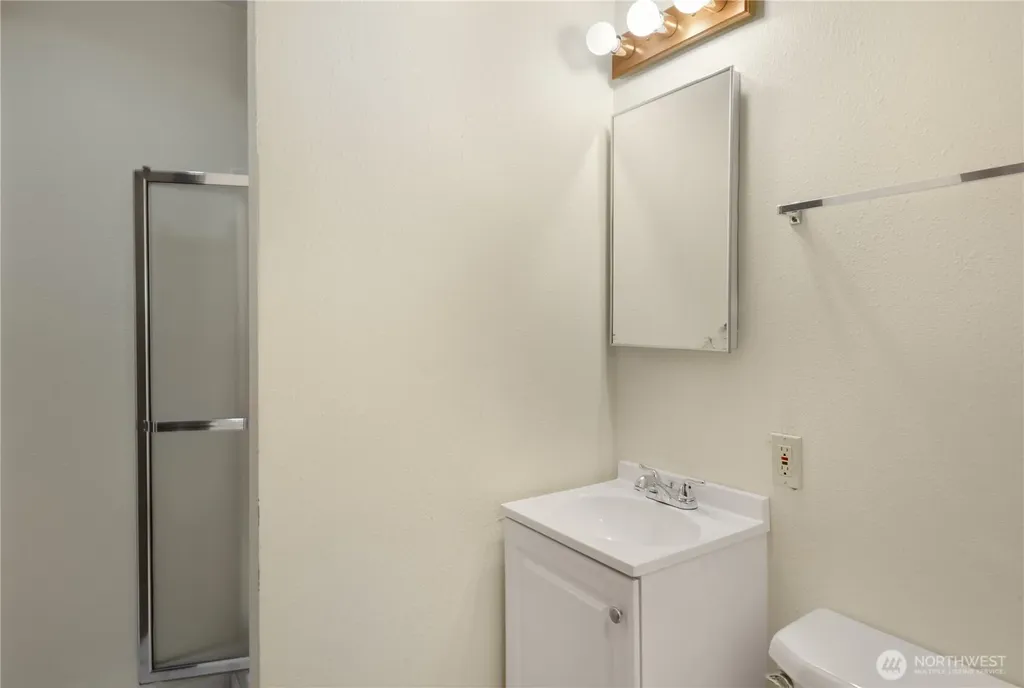 11100 NE 132nd Place Kirkland WA 98034