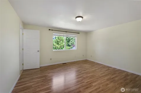 11100 NE 132nd Place Kirkland WA 98034