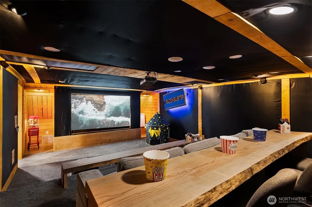 12284 196th Avenue NE Redmond WA 98053