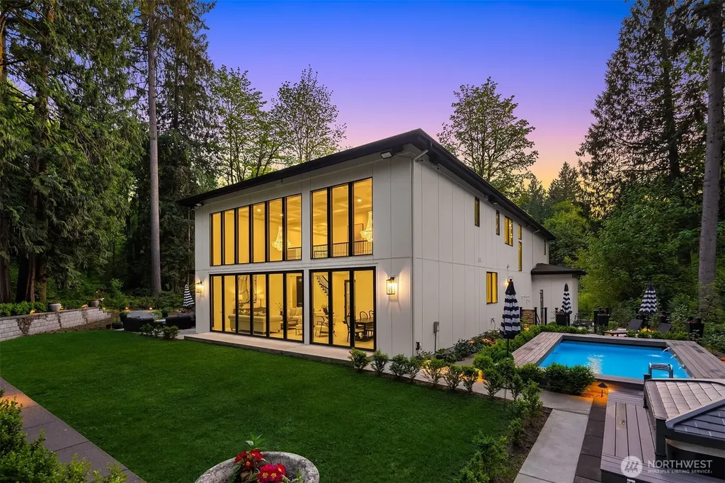 12284 196th Avenue NE Redmond WA 98053