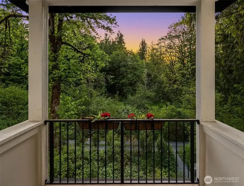 12284 196th Avenue NE Redmond WA 98053