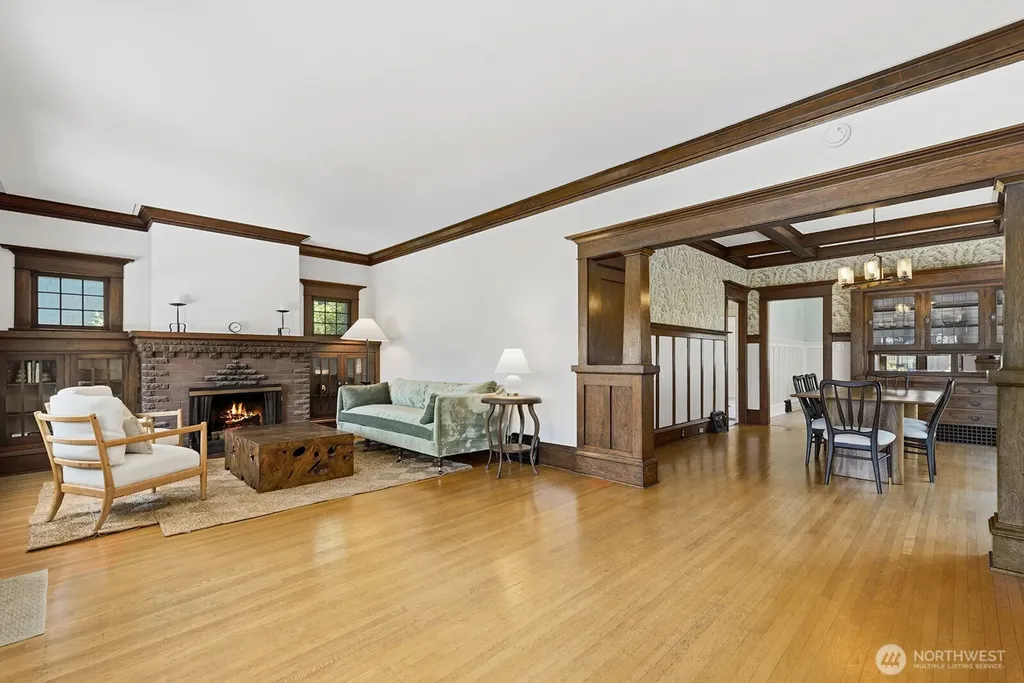 6314 19th Avenue NE Seattle WA 98115