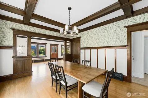 6314 19th Avenue NE Seattle WA 98115