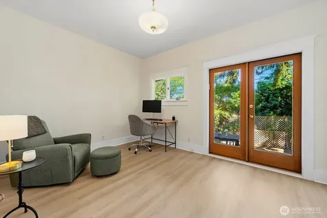 6314 19th Avenue NE Seattle WA 98115