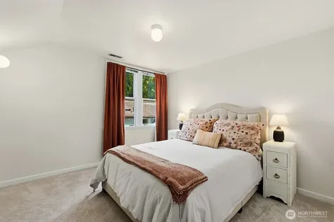 6314 19th Avenue NE Seattle WA 98115