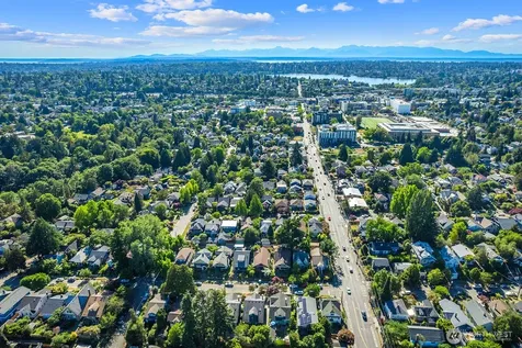 6314 19th Avenue NE Seattle WA 98115