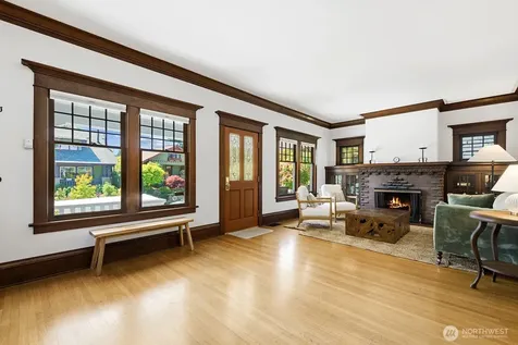 6314 19th Avenue NE Seattle WA 98115