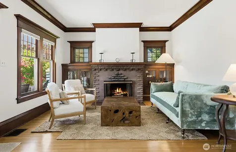 6314 19th Avenue NE Seattle WA 98115