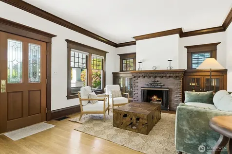 6314 19th Avenue NE Seattle WA 98115
