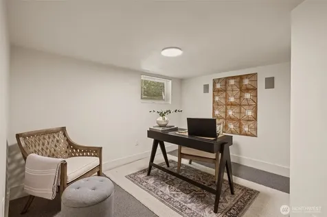 938 18th Avenue E Seattle WA 98112