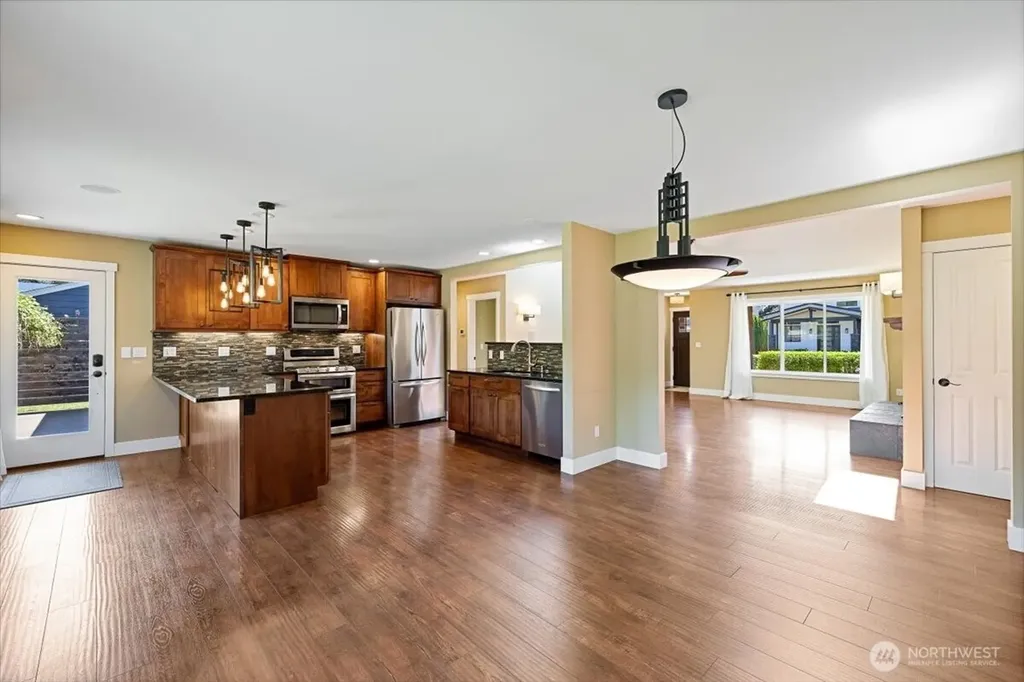 620 10th Avenue Kirkland WA 98033