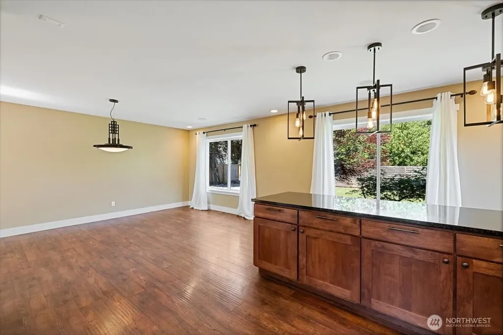 620 10th Avenue Kirkland WA 98033