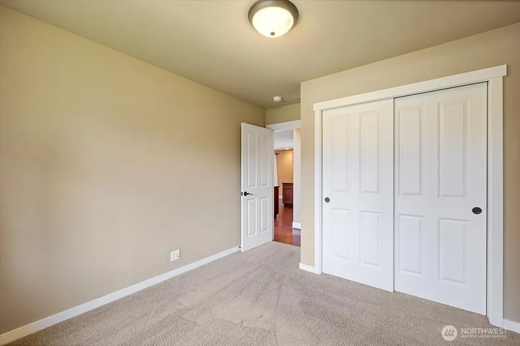 620 10th Avenue Kirkland WA 98033
