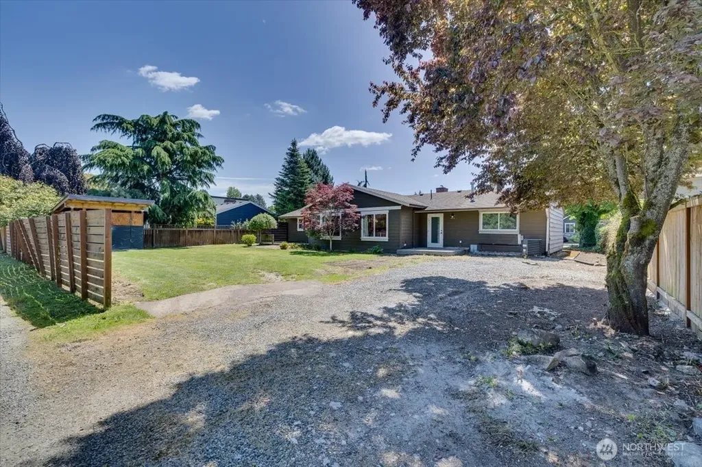 620 10th Avenue Kirkland WA 98033