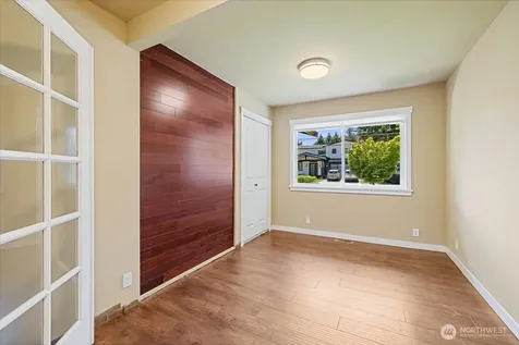 620 10th Avenue Kirkland WA 98033