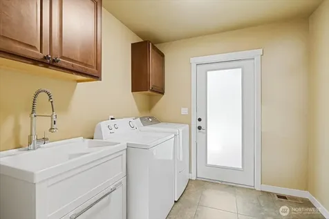 620 10th Avenue Kirkland WA 98033