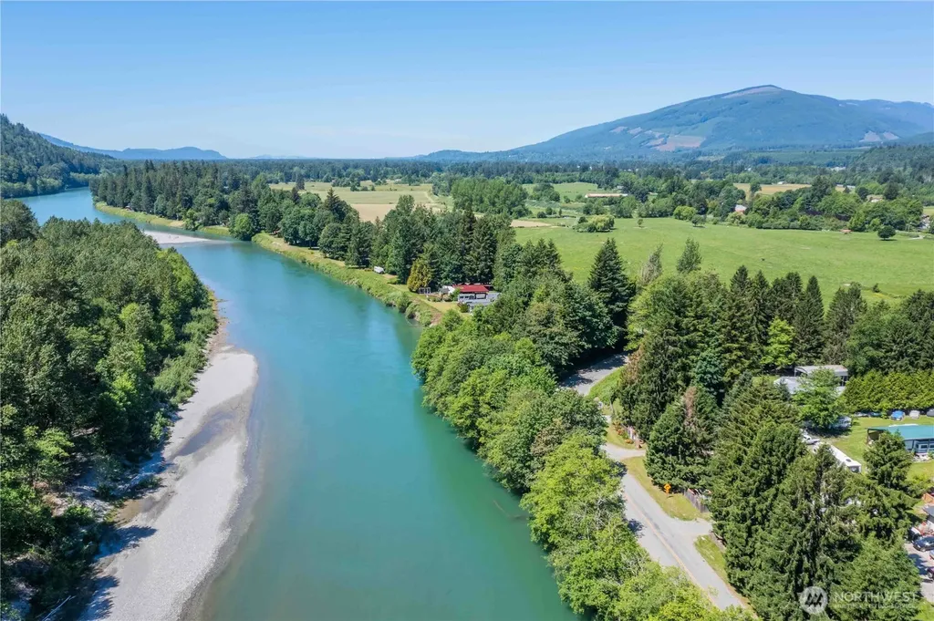 36153 Cape Horn Road Sedro Woolley WA 98284