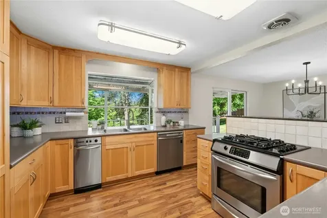 7208 Marwood Place Woodinville WA 98072