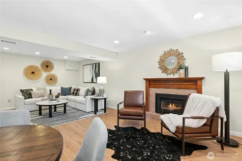 7208 Marwood Place Woodinville WA 98072