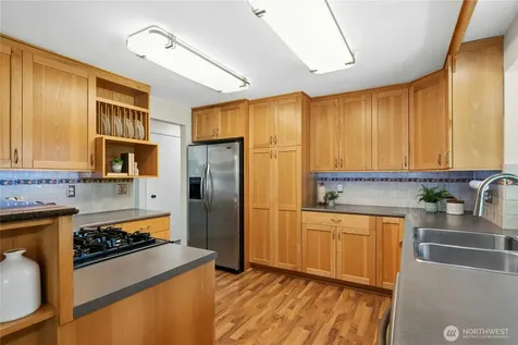7208 Marwood Place Woodinville WA 98072