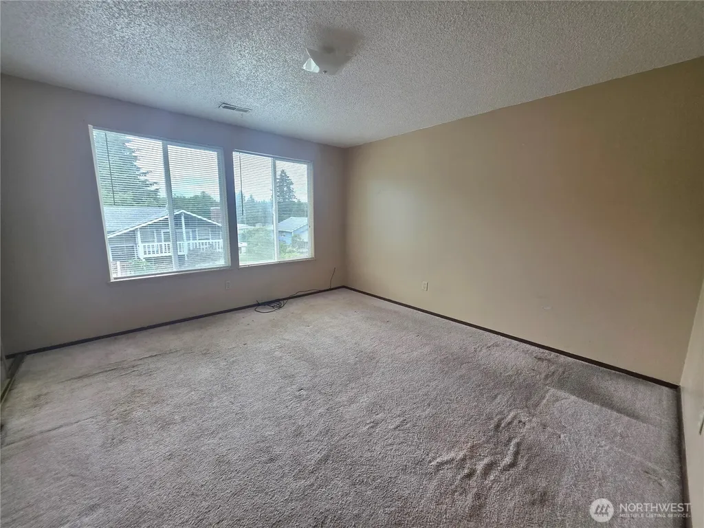7880 Oxbow Avenue NE Bremerton WA 98311