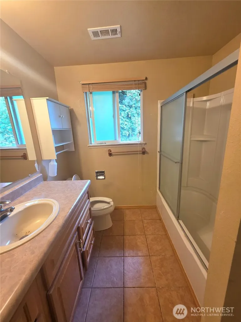 7880 Oxbow Avenue NE Bremerton WA 98311