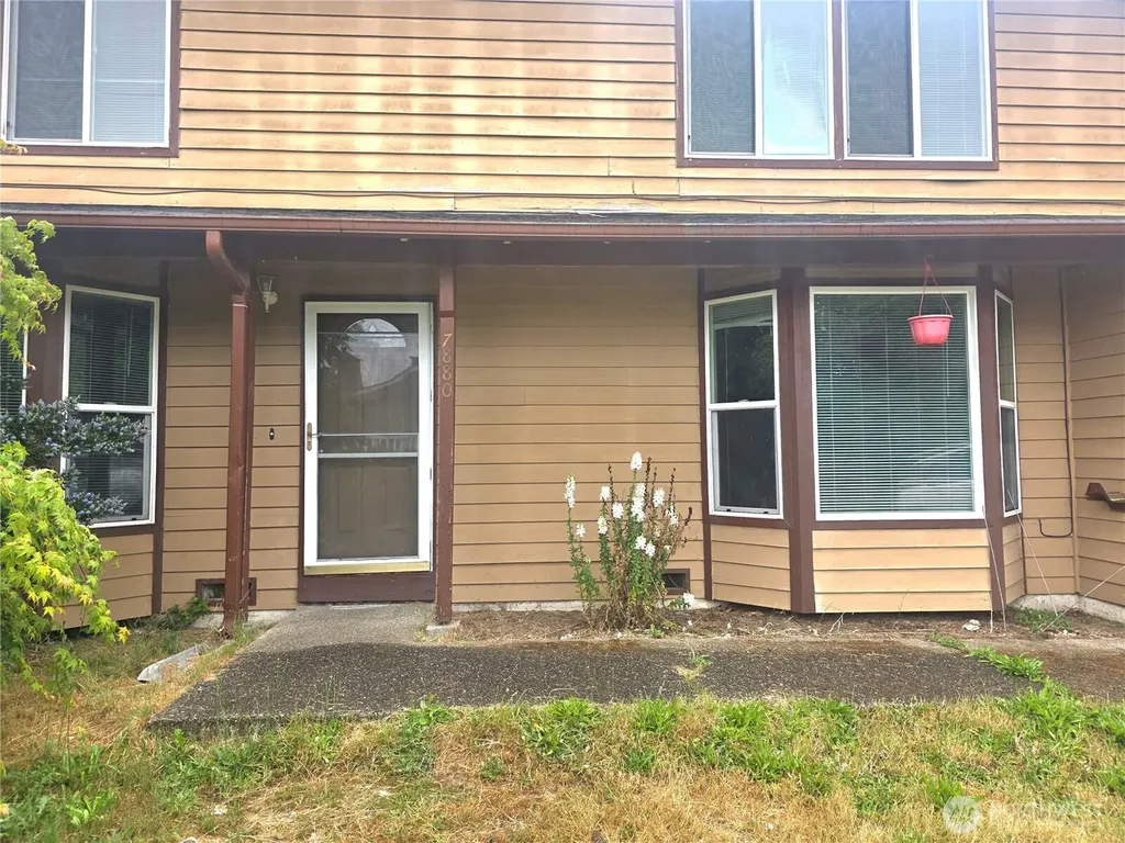 7880 Oxbow Avenue NE Bremerton WA 98311