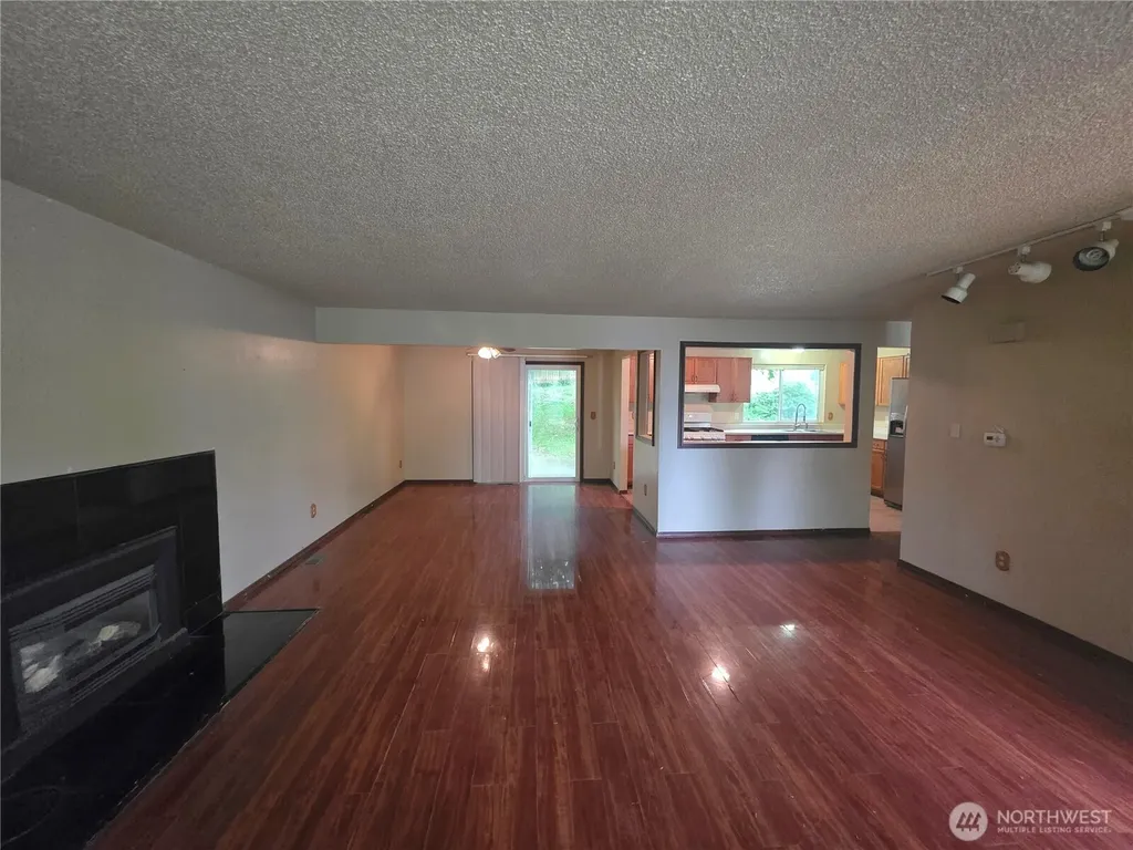 7880 Oxbow Avenue NE Bremerton WA 98311