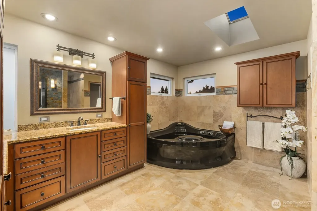 814 N 32nd Street Renton WA 98056
