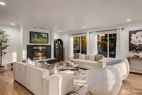 814 N 32nd Street Renton WA 98056