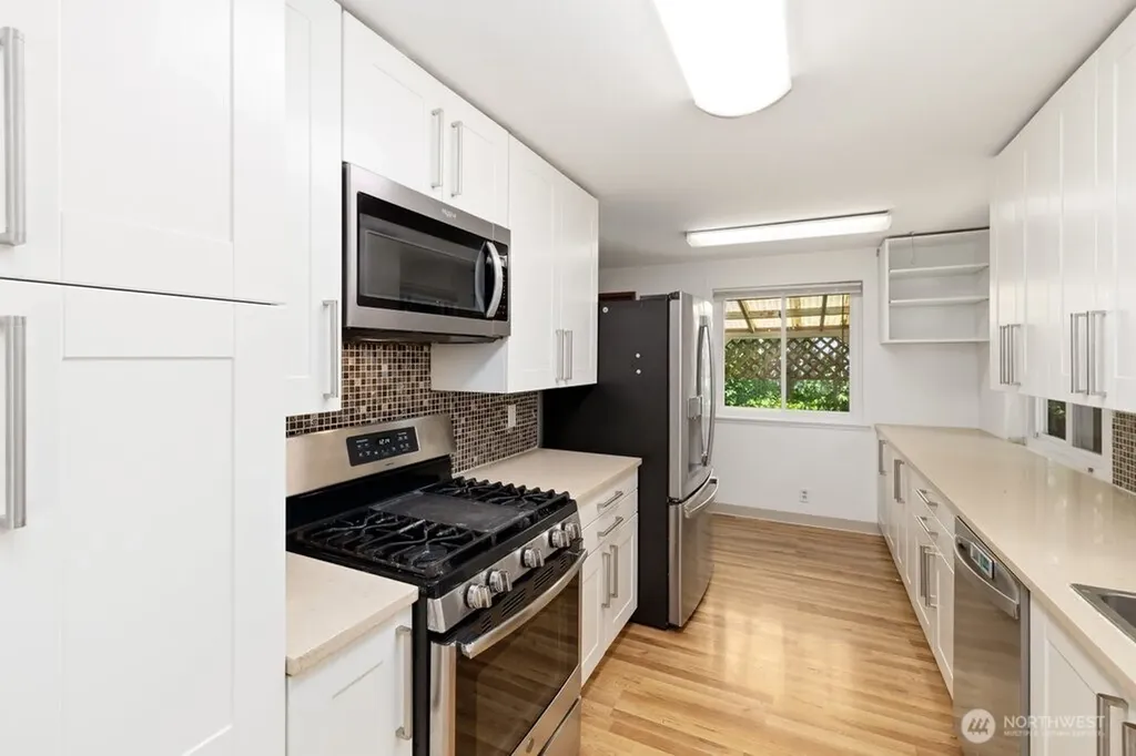 10312 Wallingford Avenue N Seattle WA 98133