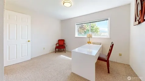 22 Weatherstone Road Omak WA 98841
