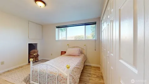 22 Weatherstone Road Omak WA 98841