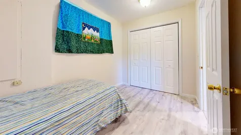 22 Weatherstone Road Omak WA 98841