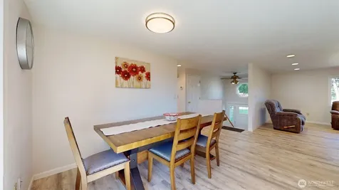 22 Weatherstone Road Omak WA 98841
