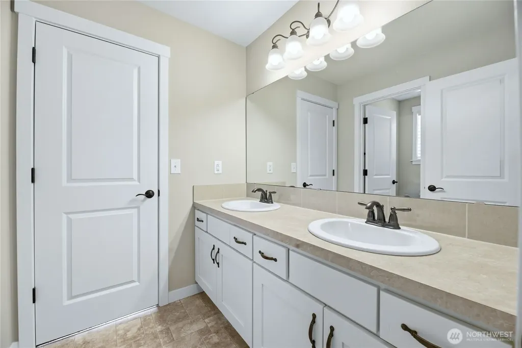 13806 197th Avenue E Bonney Lake WA 98391