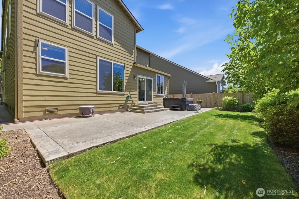 13806 197th Avenue E Bonney Lake WA 98391