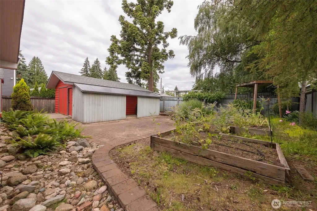 3728 S 175th Street Seatac WA 98188