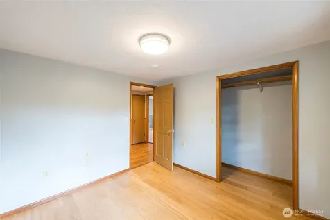 3728 S 175th Street Seatac WA 98188
